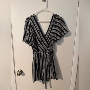 Francesca‘s size extra large romper.